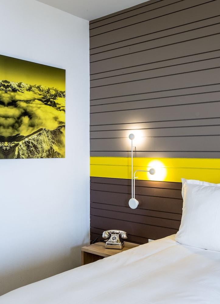 ホテル オーメルン Val-dʼIsère エクステリア 写真