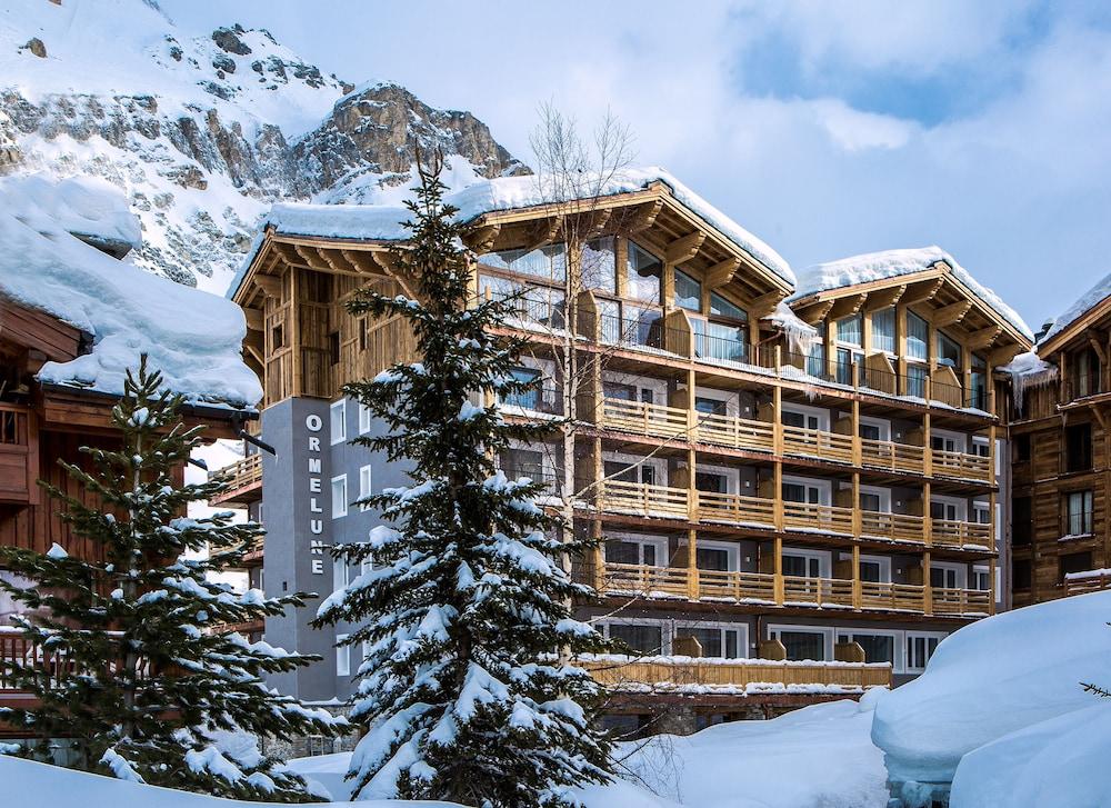 ホテル オーメルン Val-dʼIsère エクステリア 写真