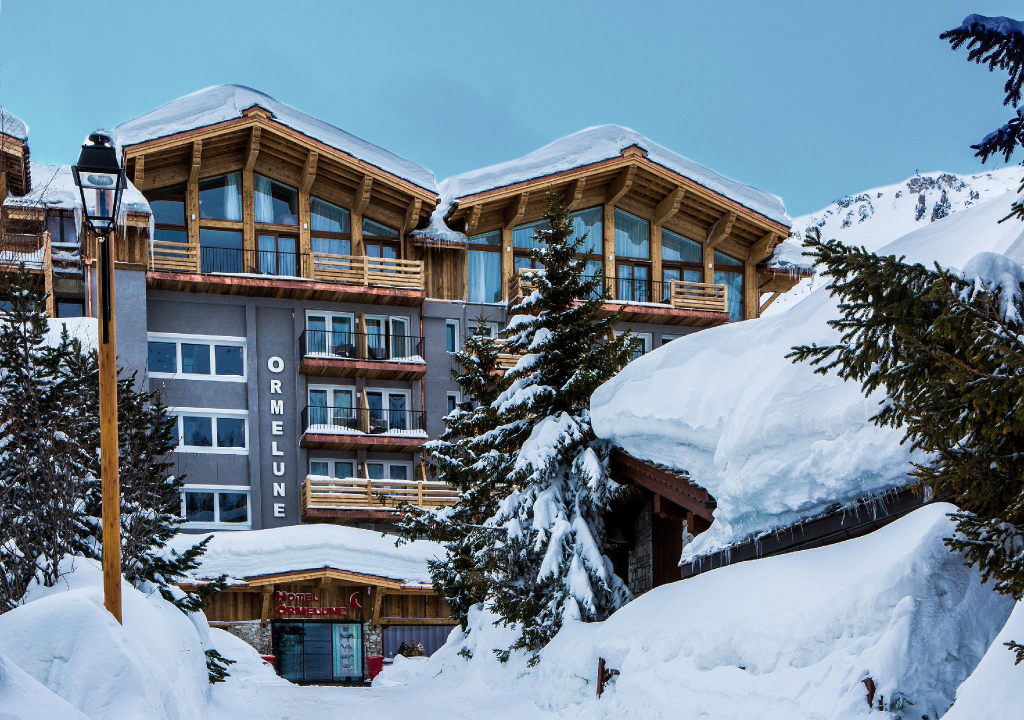 ホテル オーメルン Val-dʼIsère エクステリア 写真